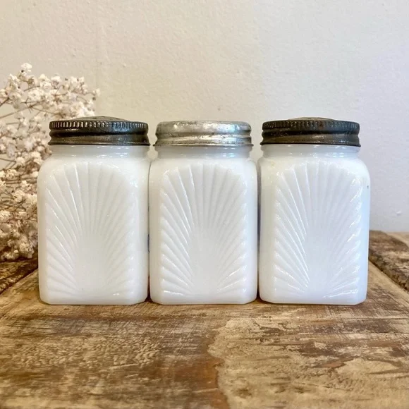 1940s Vintage Milk Glass Salt, Pepper, & Sugar Shakers Dutch Boy Girl Spice Jars - Picture 7 of 13